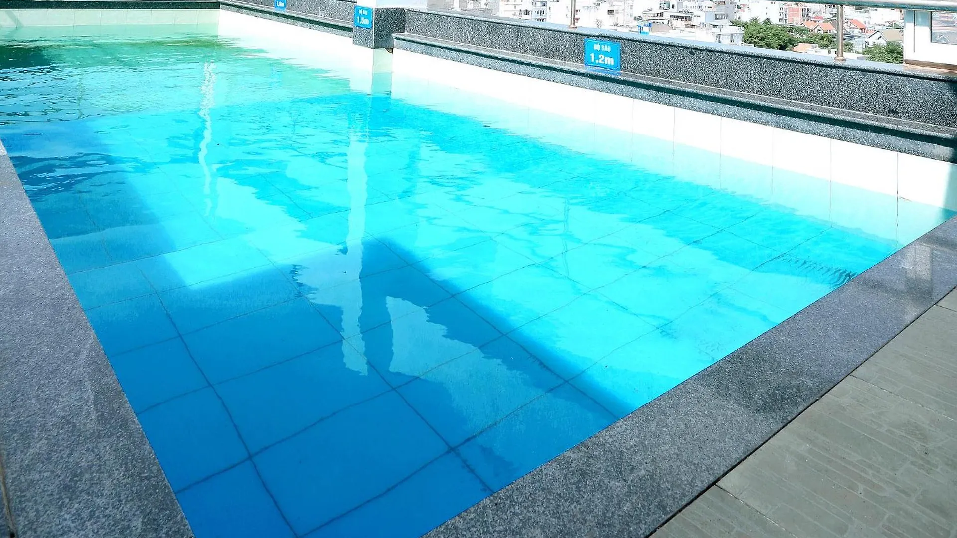 Amis Hotel-Trung Tam-Gan Bien Vung Tau Vietnam