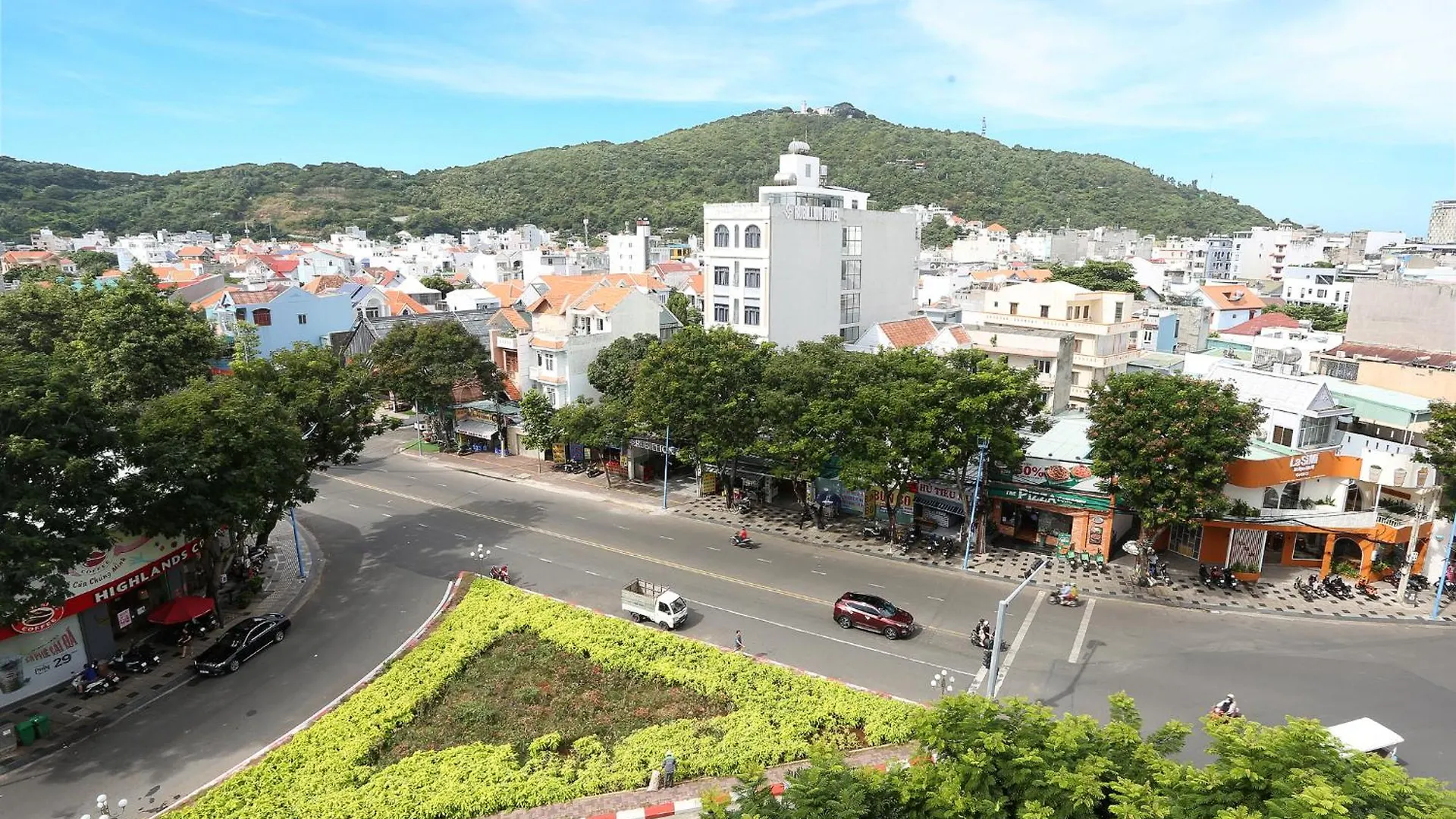 Amis Hotel-Trung Tam-Gan Bien Vung Tau 4*,  Vietnam