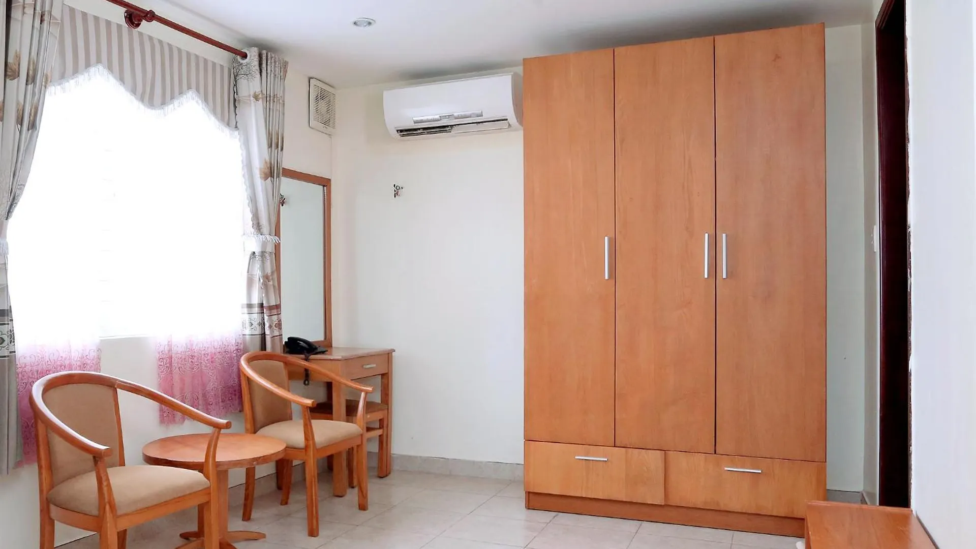 Amis Hotel-Trung Tam-Gan Bien Vung Tau