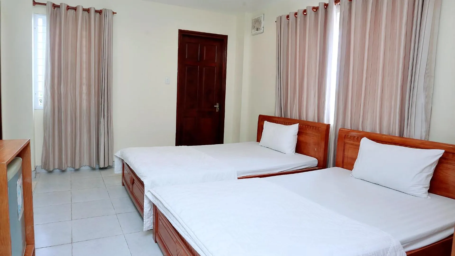 Amis Hotel-Trung Tam-Gan Bien Vung Tau Hotel