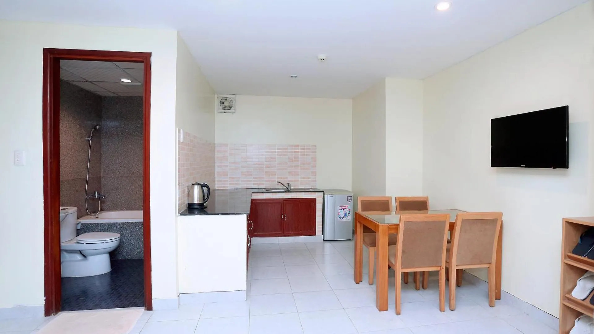 Amis Hotel-Trung Tam-Gan Bien Vung Tau Hotel
