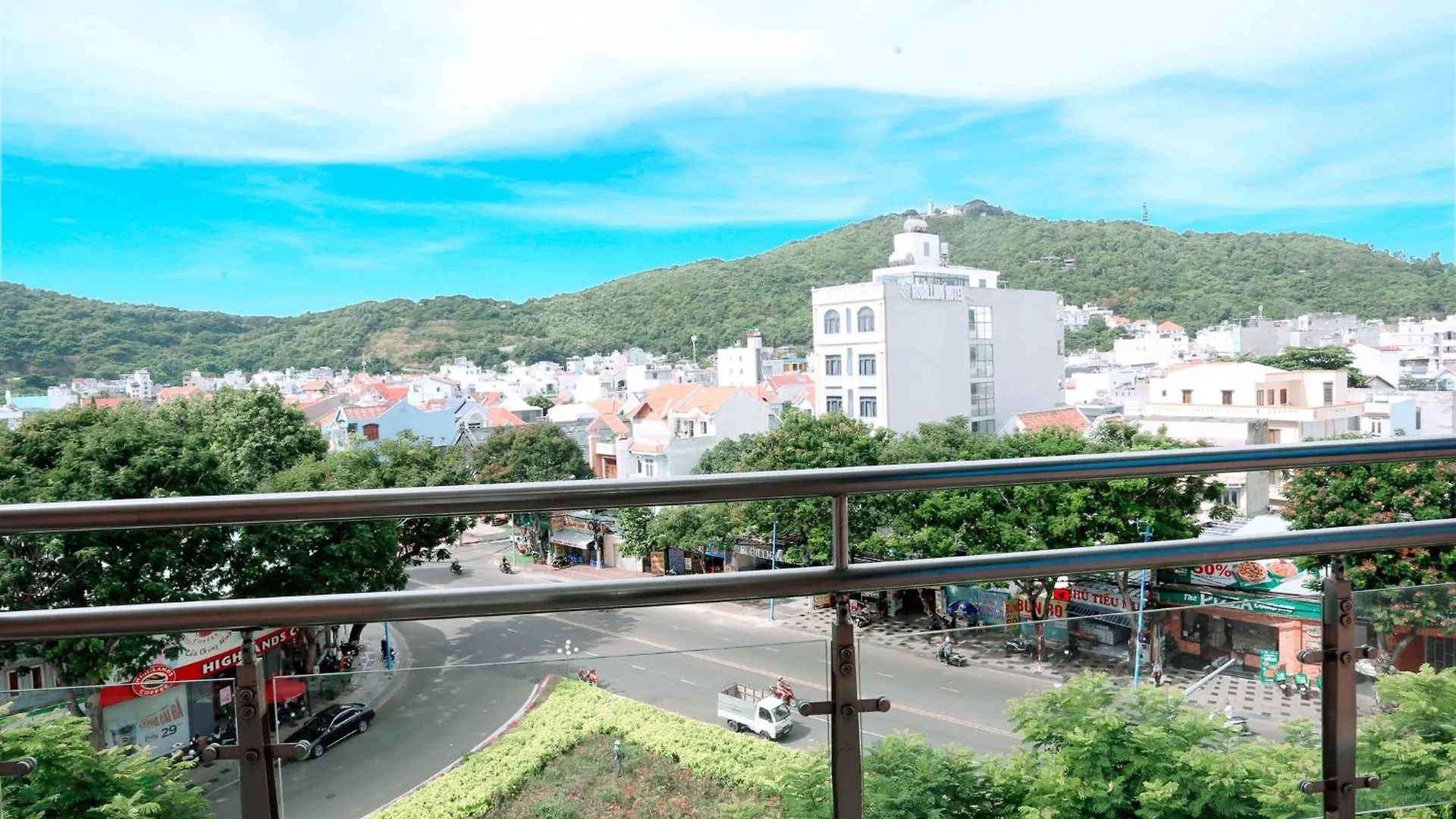 Amis Hotel-Trung Tam-Gan Bien Vung Tau