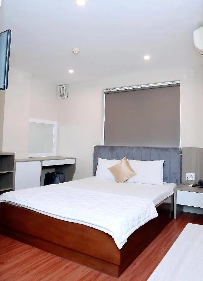 Amis Hotel-Trung Tam-Gan Bien Vung Tau 4*,