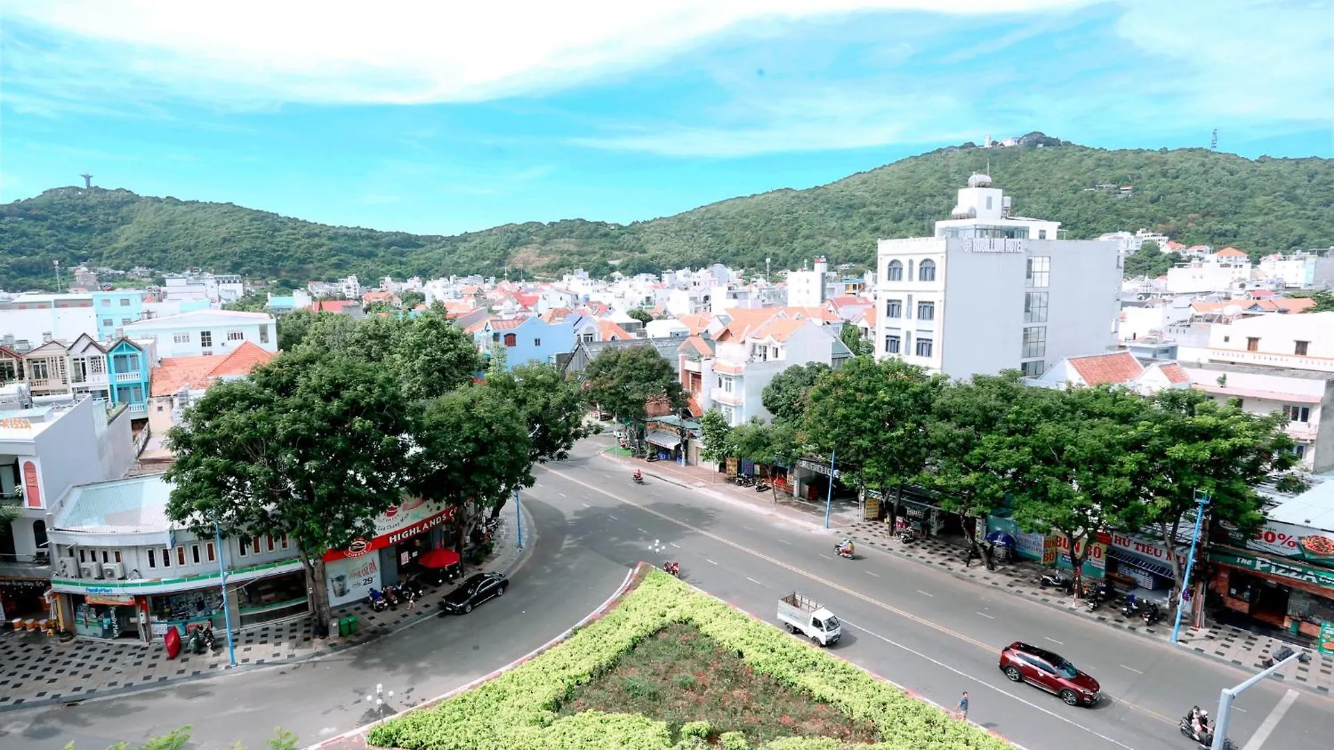 Amis Hotel-Trung Tam-Gan Bien Vung Tau Hotel
